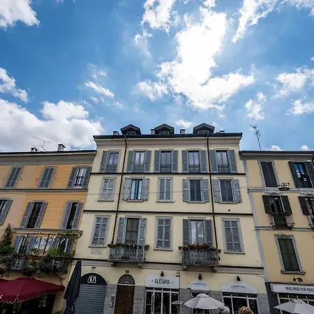 Wonderfull Two Floors Apartment Navigli-2