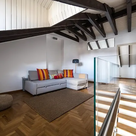 Wonderfull Two Floors Apartment Navigli-3